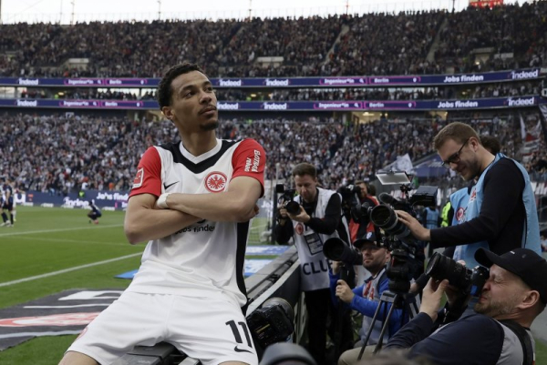 Liverpool agrees to $106 million transfer for striker Hugo Ekitike