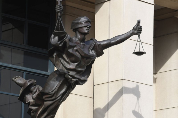 When citizens stop thinking: stupidity as a political force When citizens stop thinking: stupidity as a political force