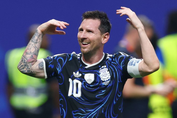 Messi dedicates Argentina's World Cup win over England to Maradona Messi dedicates Argentina's World Cup win over England to Maradona
